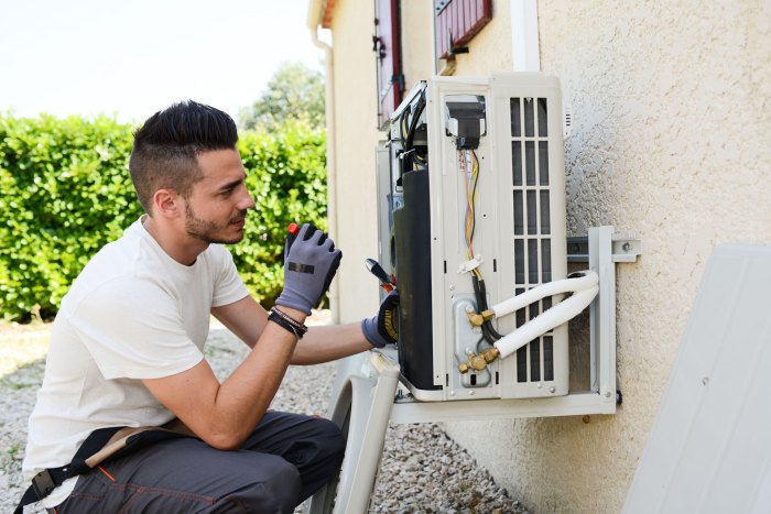Air-Conditioner-Maintenance | 4Front Services